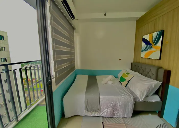Aparthotel Shore 1 Residences Tower A By Labella Pool View Unit